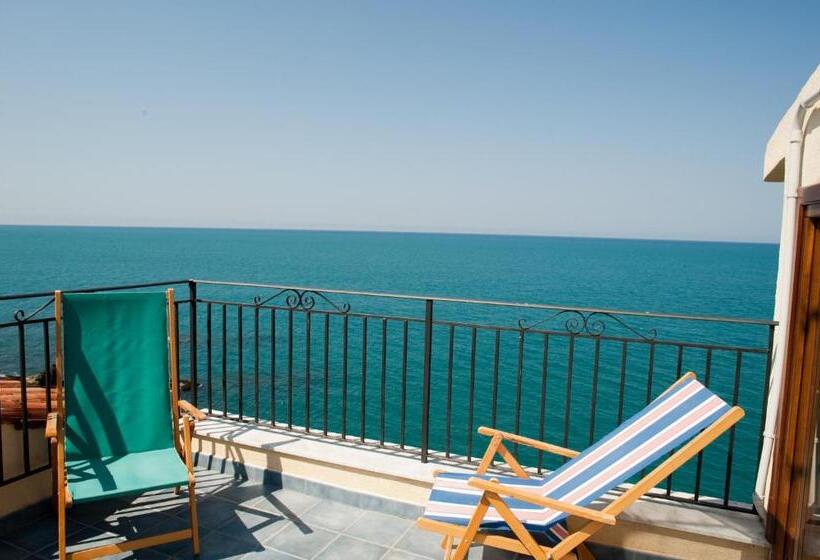 آپارتمان 2 خوابه با چشم‌انداز دریا, Miramare Residence Cefalú