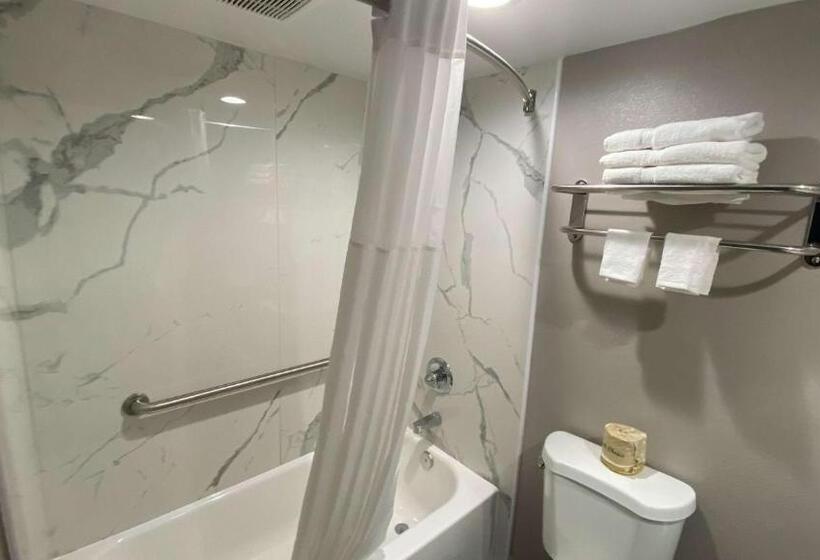 اتاق لوکس با تخت بزرگ, Motel 6 Bullhead City, Az  Laughlin