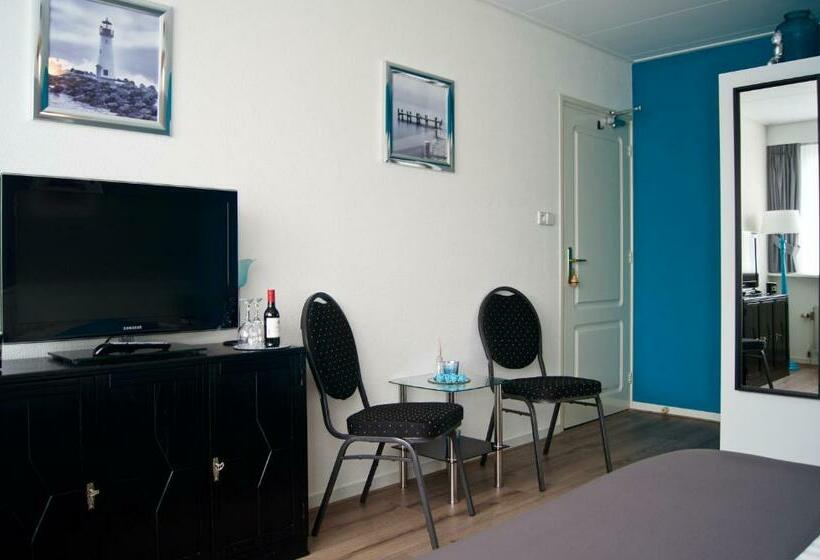 اتاق استاندارد, The Studio Guesthouse