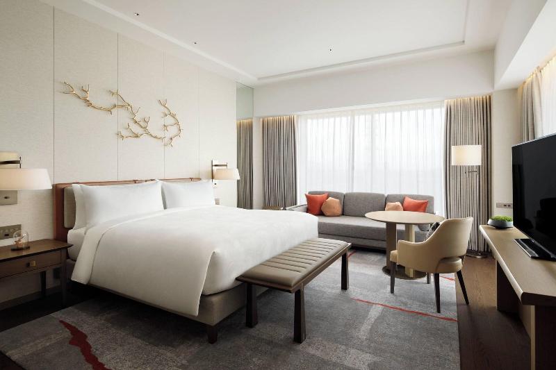 سوئیت جونیور با تخت بزرگ, Jw Marriott Hotel Nara