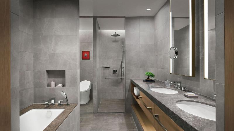 سوئیت جونیور با تخت بزرگ, Jw Marriott Hotel Nara