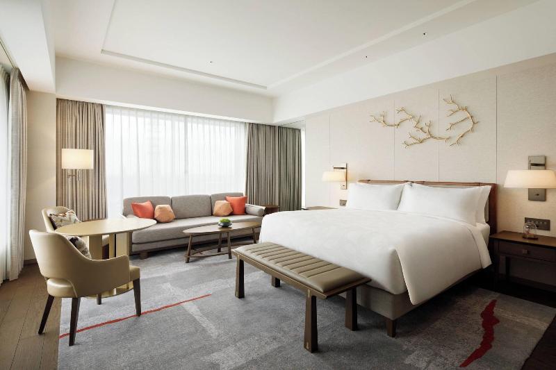 سوئیت جونیور با تخت بزرگ, Jw Marriott Hotel Nara