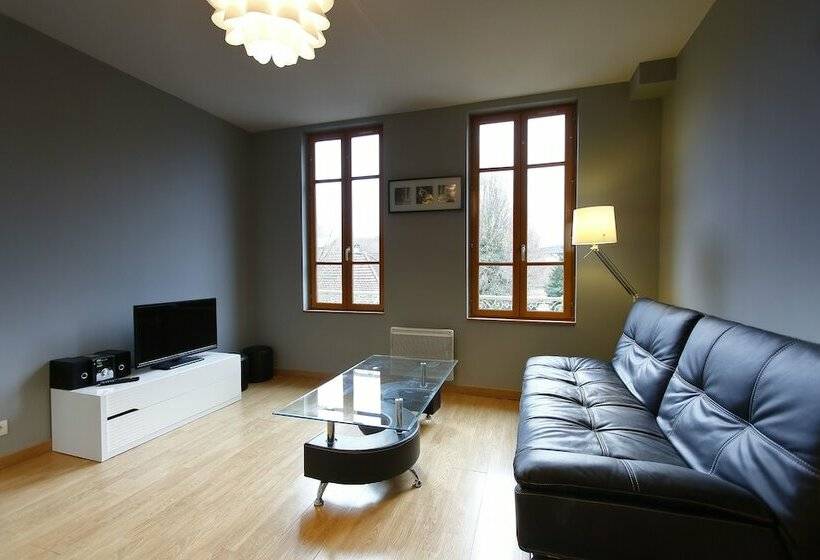آپارتمان راحتی 1 خوابه, Appart Hotel De La Tour