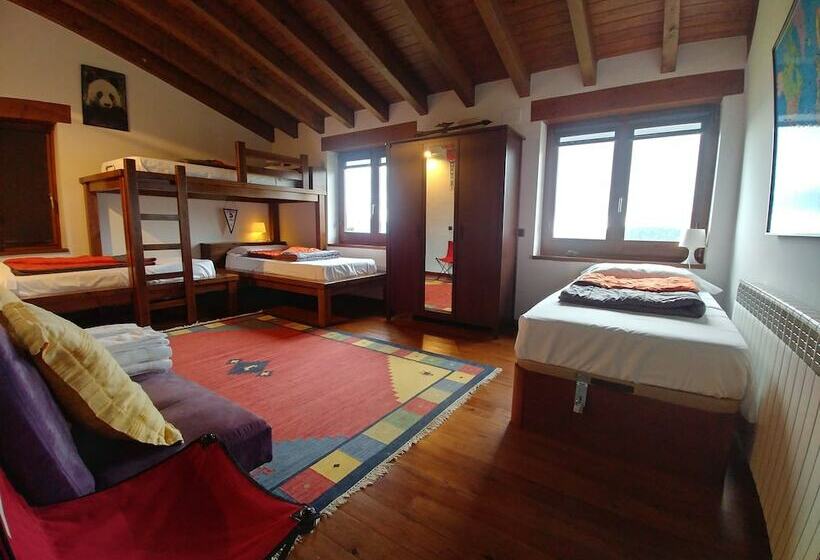 خانه 3 خوابه, Casa Campelles I