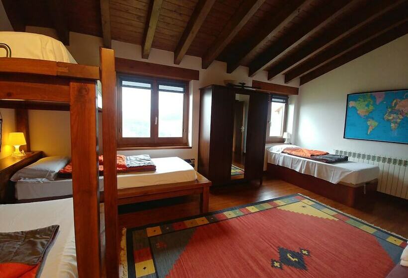 خانه 3 خوابه, Casa Campelles I
