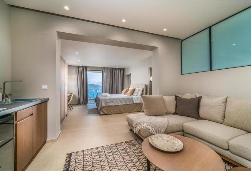 سوییت سوپریور با چشم‌انداز دریا, Katouna Suites Luxury Boutique Hotel Adults Only