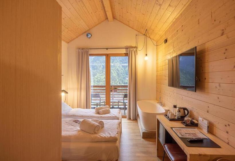 اتاق استاندارد با تراس, Giallo Dolomiti Wellness