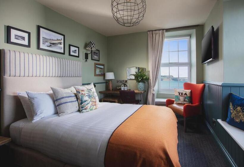 اتاق استاندارد با تخت بزرگ, Rock Point Inn