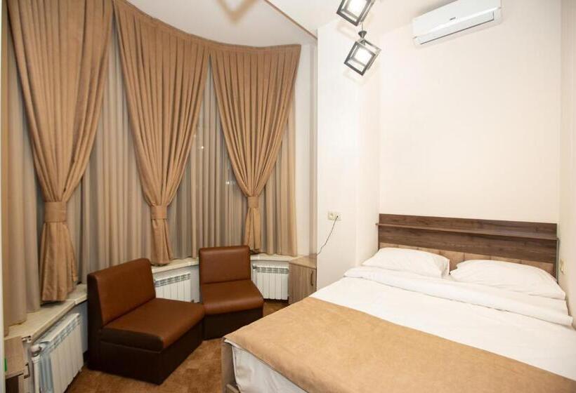 اتاق لوکس, Good Hotel Yerevan