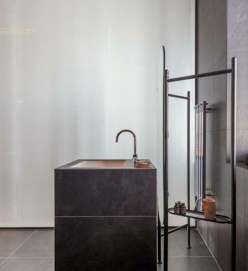 套房, Apartmánový Dům U Tomana