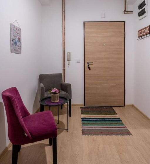 اتاق استاندارد, Hostel Denica