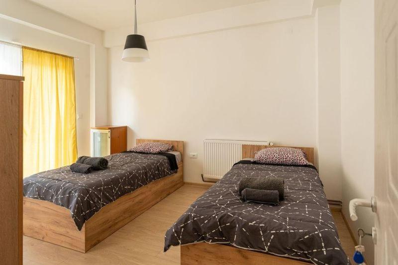 تختخواب در اتاق مشترک, Hostel Denica