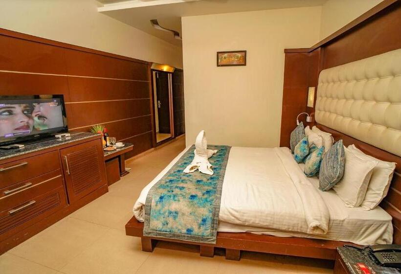 اتاق استاندارد با بالکن, Merak Resort  Bhimtal
