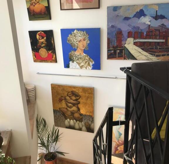 اتاق استاندارد, Gallery Guesthouse