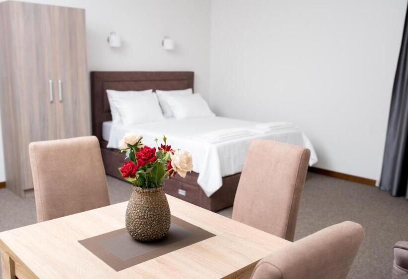 سوئیت با تخت بزرگ, Ipn Apartments