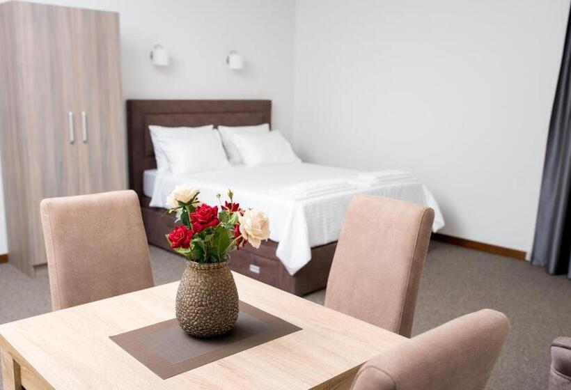 سوئیت با تخت بزرگ, Ipn Apartments