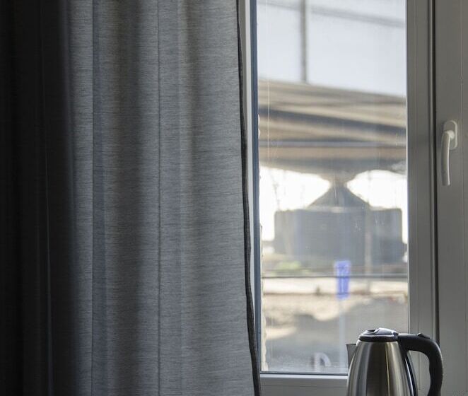 اتاق استاندارد با سرویس بهداشتی مشترک, K43 Rooms