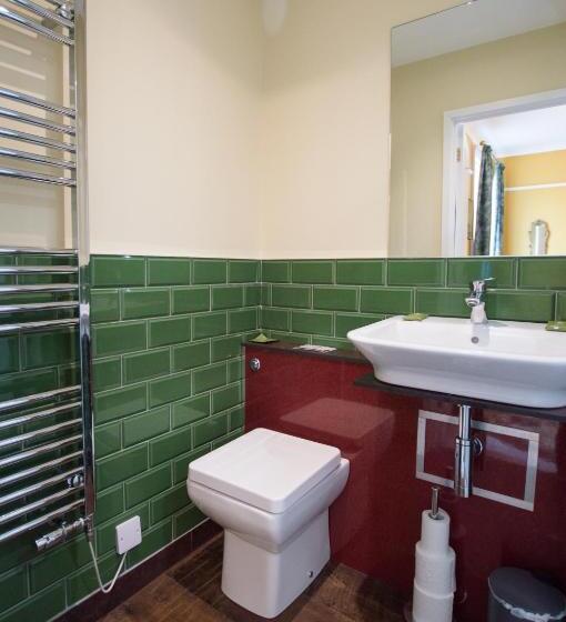 اتاق سوپریور با تخت بزرگ, The Portland Guesthouse