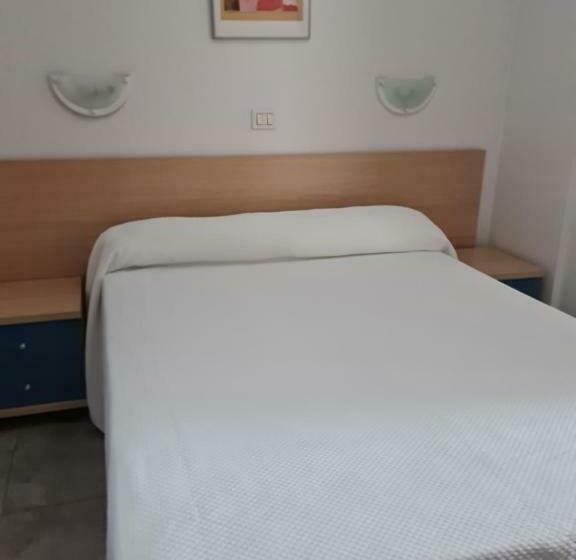 شقة غرفة واحدة, Apartamentos Catalina Park