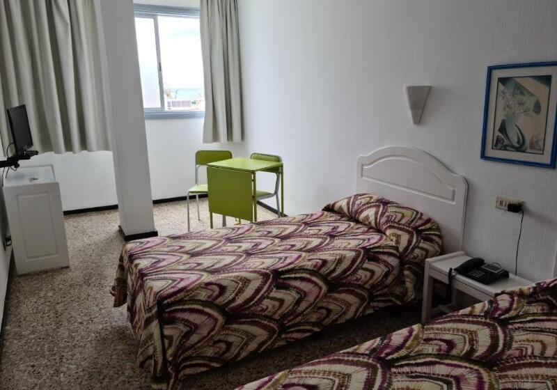 استودیوی استاندارد, Apartamentos Catalina Park