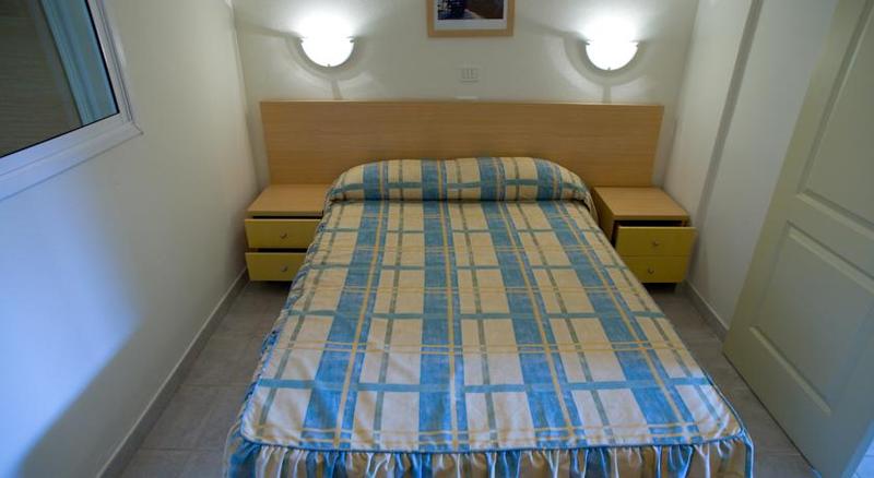 استودیوی استاندارد, Apartamentos Catalina Park