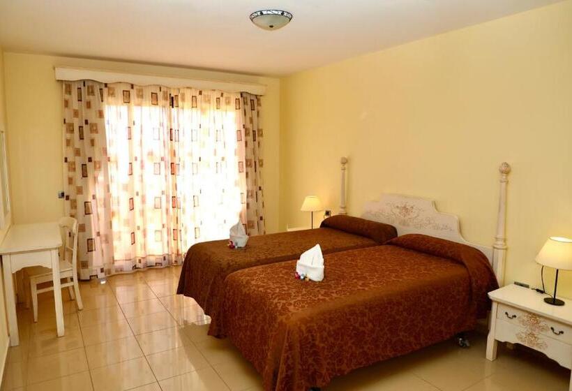 اتاق خانوادگی, Grand Muthu Golf Plaza Hotel & Spa