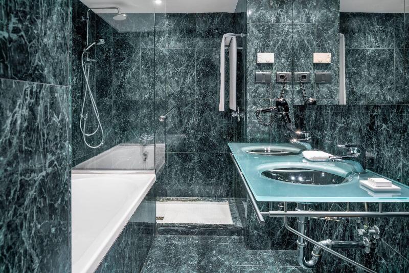اتاق استاندارد با تخت بزرگ, Ac Hotel La Rioja By Marriott