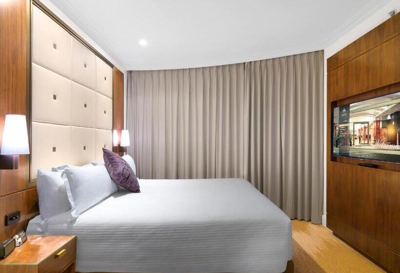 سوییت لوکس, Amora Hotel Jamison Sydney