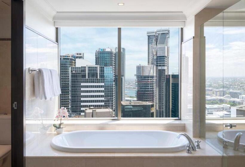 سوییت اجرایی, Amora Hotel Jamison Sydney