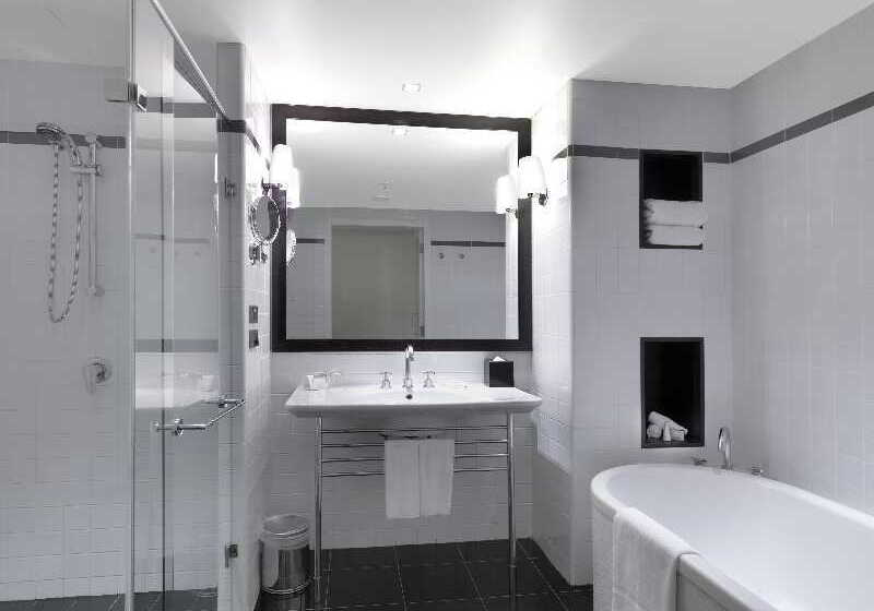 اتاق لوکس, Amora Hotel Jamison Sydney