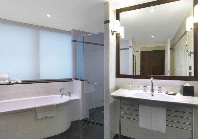 سوییت لوکس, Amora Hotel Jamison Sydney