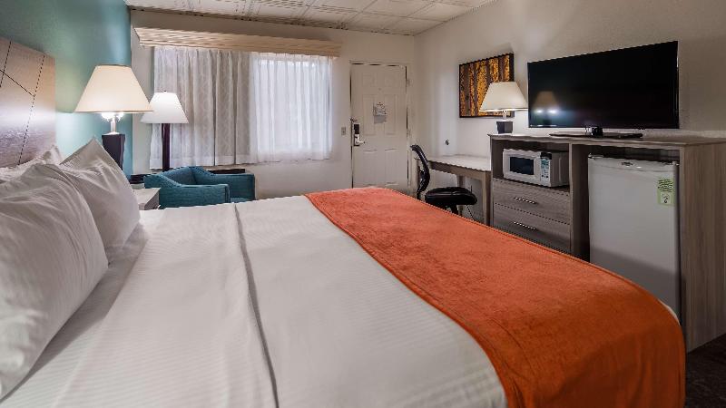 سوئیت کلاب, Amora Hotel Jamison Sydney