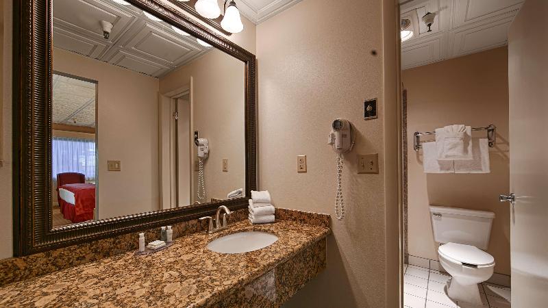 سوئیت کلاب, Amora Hotel Jamison Sydney