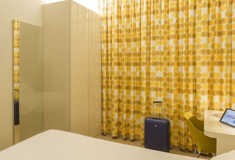 اتاق استاندارد, B&b Hotel Cremona