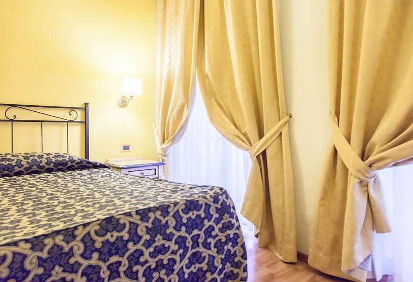 Standard Triple Room, Benivieni