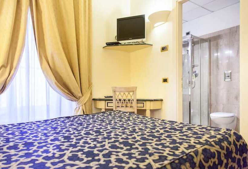اتاق اکونومی, Benivieni