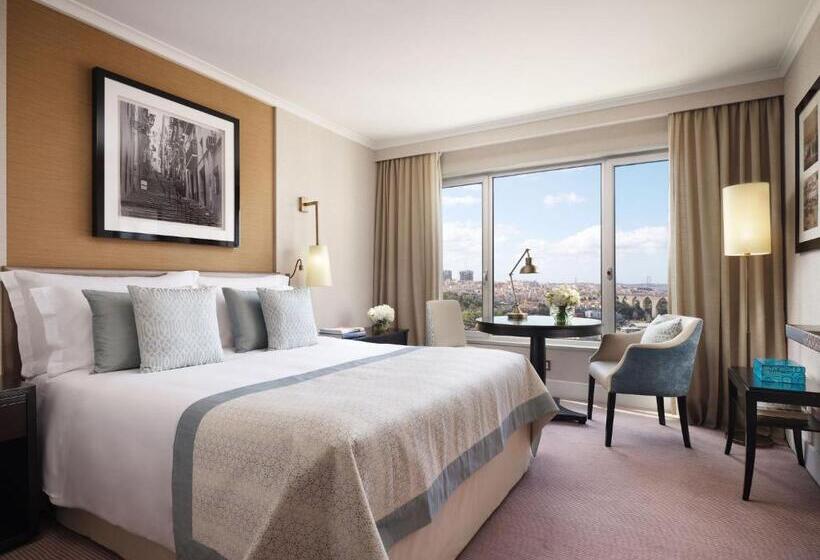 Номер Deluxe, Corinthia  Lisbon