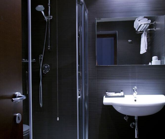 اتاق استاندارد چهار تخته, C Hotels Club