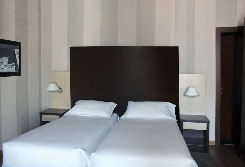 اتاق استاندارد سه نفره, C Hotels Club