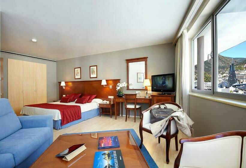 سوییت جونیور, Hesperia Andorra