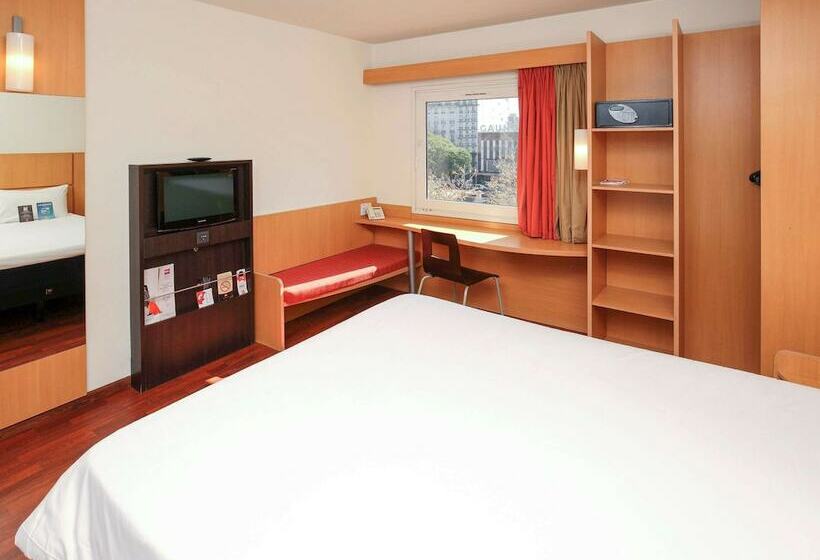 Standard Room Double Bed, Ibis Buenos Aires Congreso