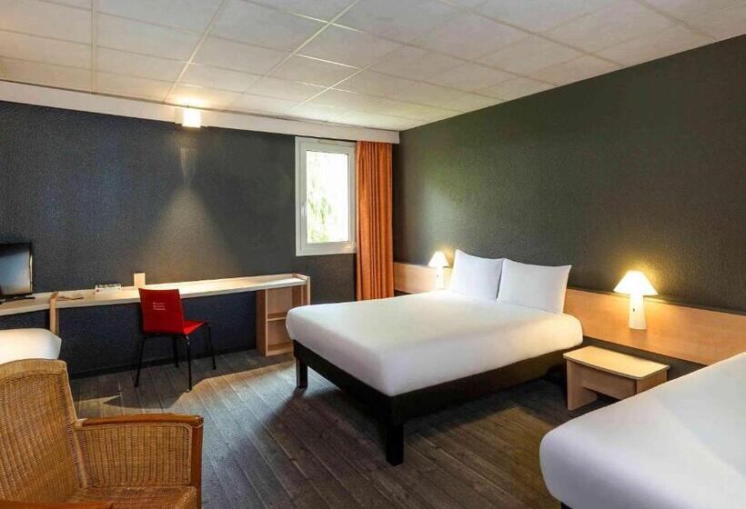 스탠다드 트리플 룸, Ibis Lannion