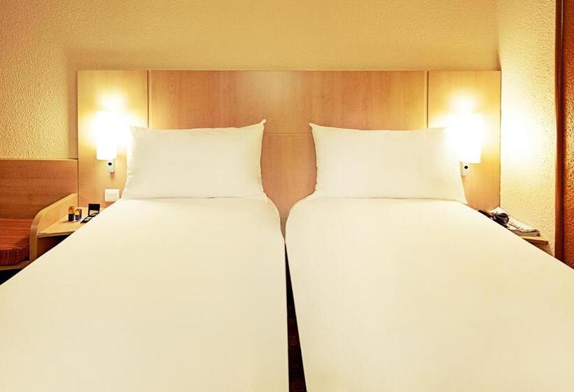 اتاق استاندارد, Ibis Lille Centre Gares