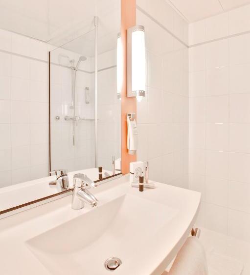 اتاق استاندارد, Ibis Lille Centre Gares