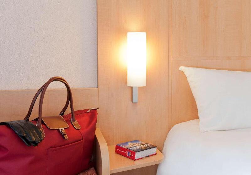 اتاق استاندارد, Ibis Lille Centre Gares