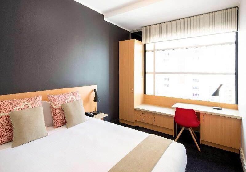 اتاق سوپریور با تخت بزرگ, Ibis Sydney World Square