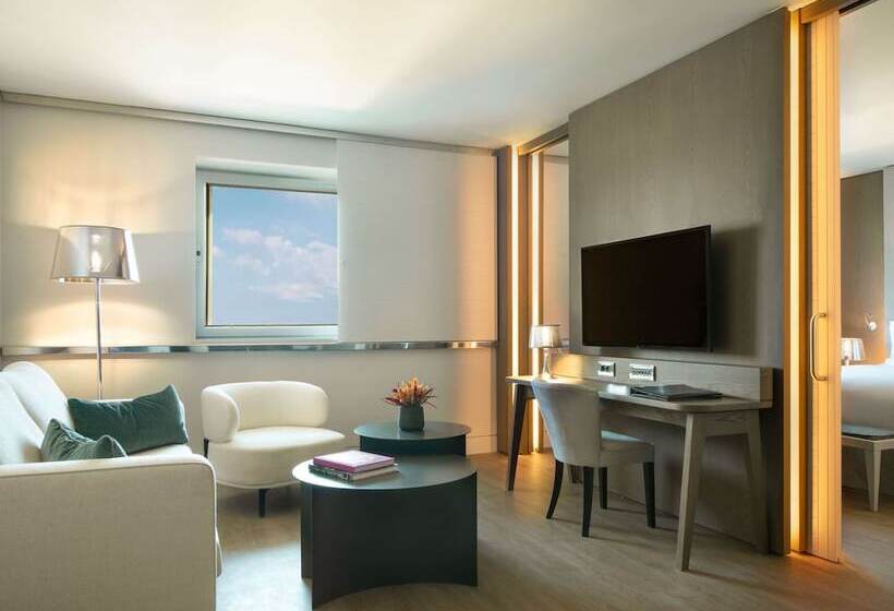 Club Suite, Sofitel Athens Airport