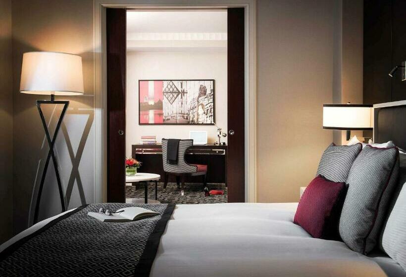 سوئیت جونیور با تخت بزرگ, Sofitel Lafayette Square Washington Dc