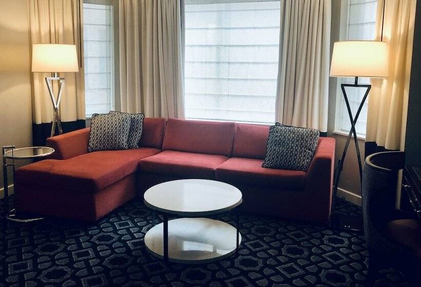 جناح جونيور, Sofitel Washington Dc Lafayette Square