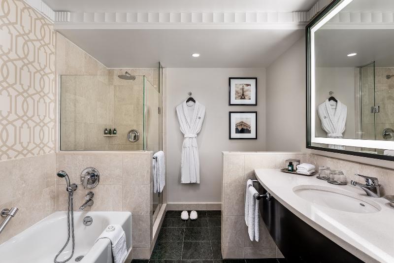 اتاق لوکس, Sofitel Lafayette Square Washington Dc